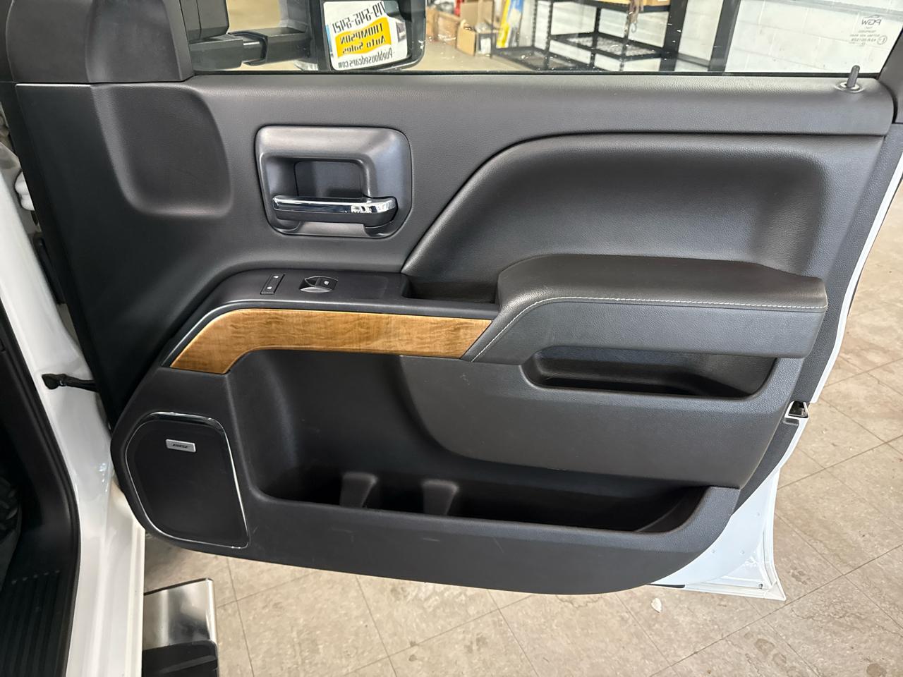 Chevrolet Silverado 2500HD LTZ Crew Cab Long Box 4WD 2015