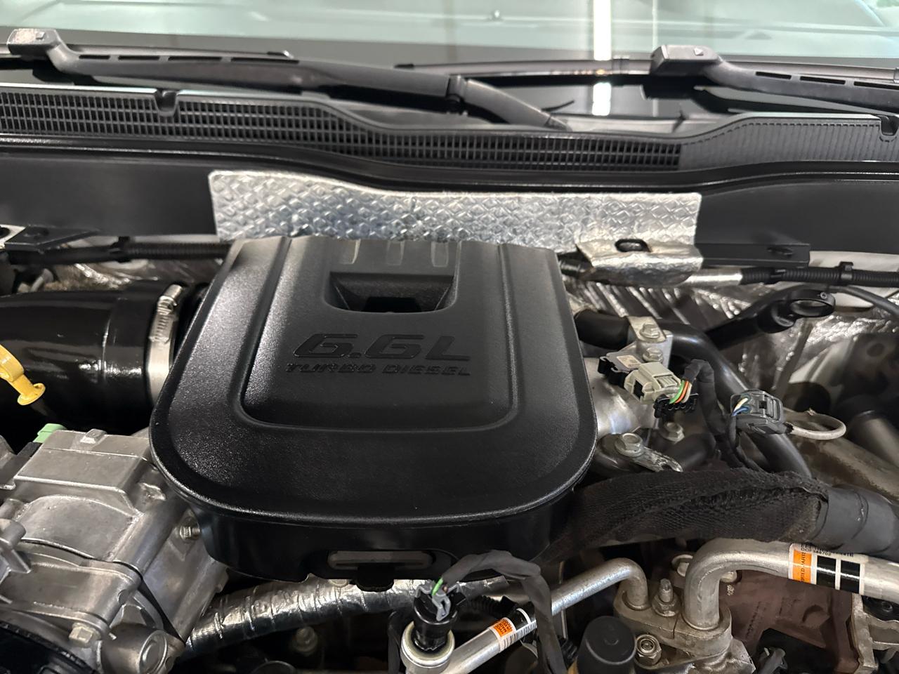 Chevrolet Silverado 2500HD LTZ Crew Cab Long Box 4WD 2015