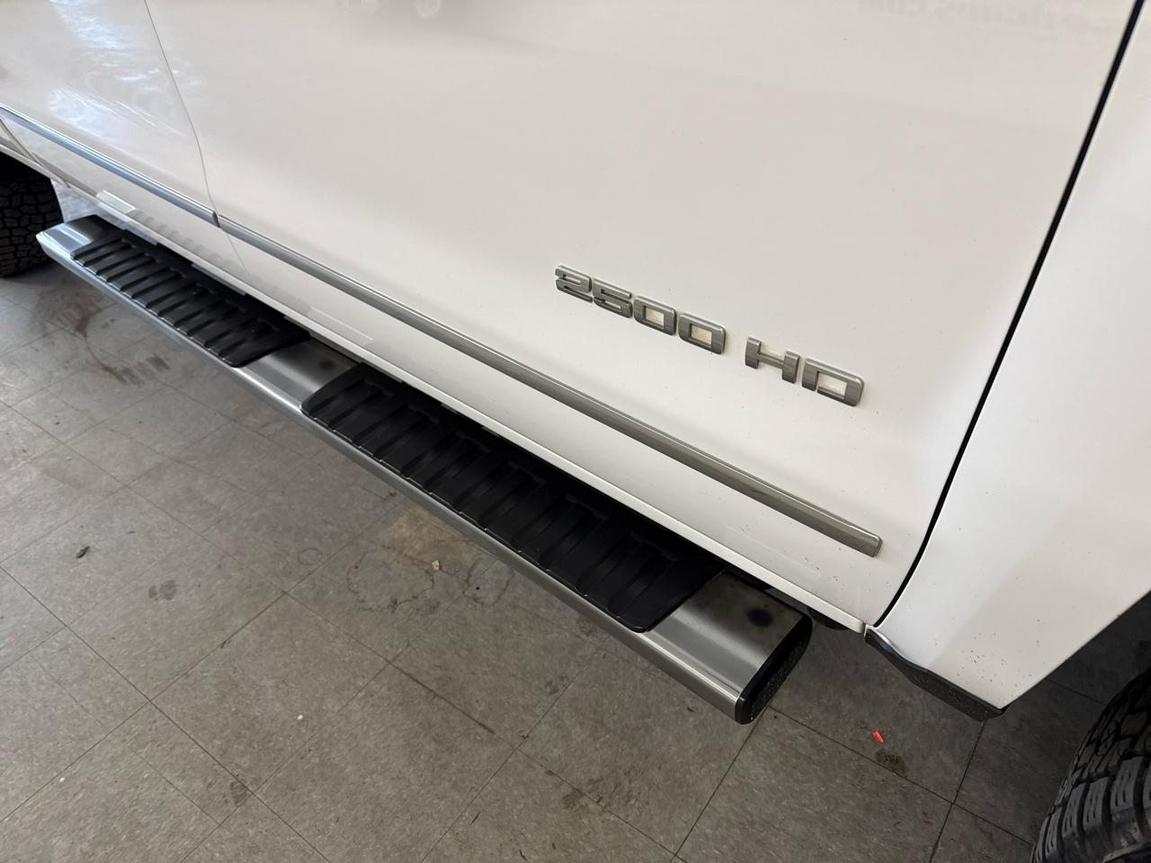 Chevrolet Silverado 2500HD LTZ Crew Cab Long Box 4WD 2015
