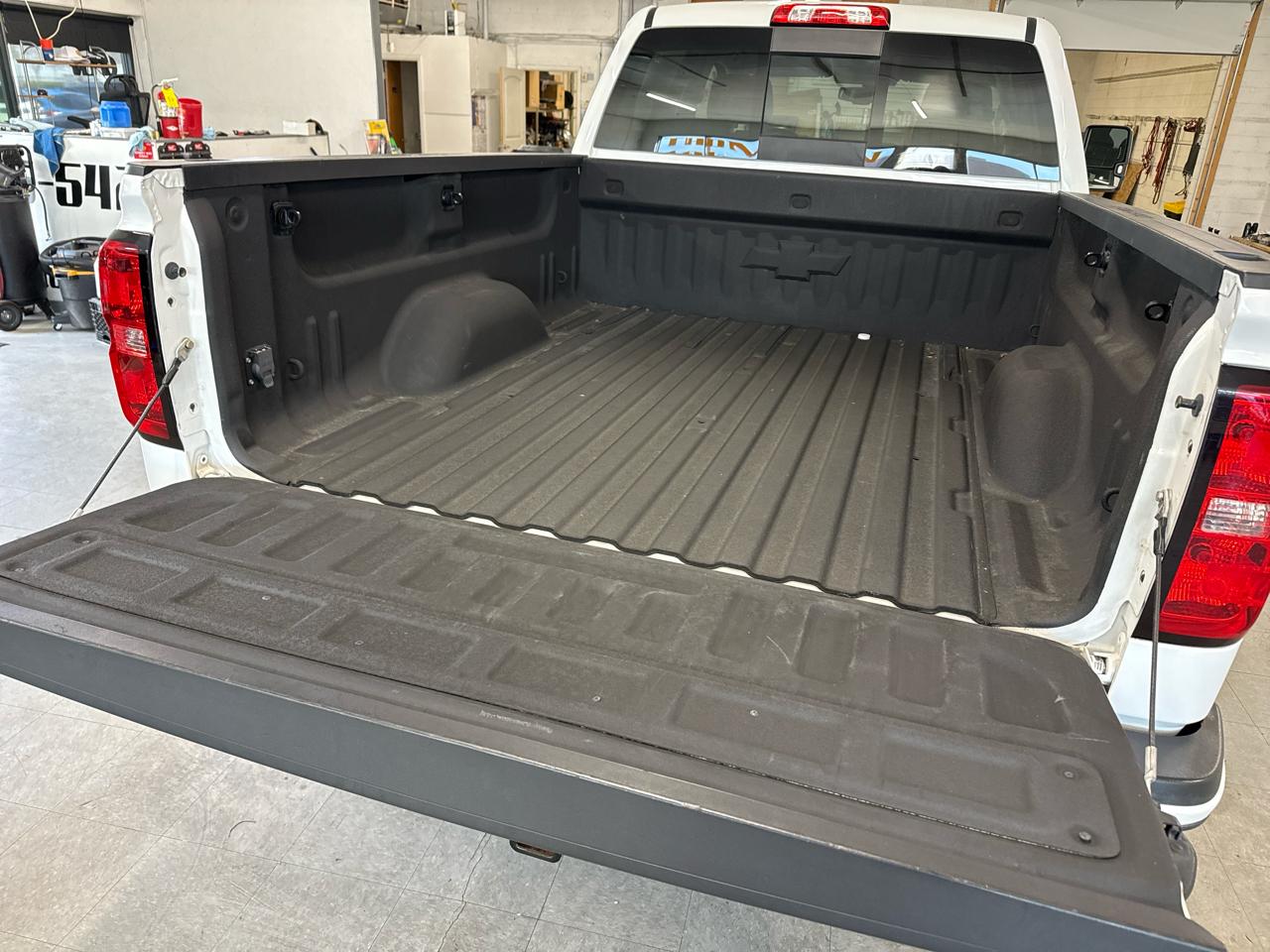 Chevrolet Silverado 2500HD LTZ Crew Cab Long Box 4WD 2015