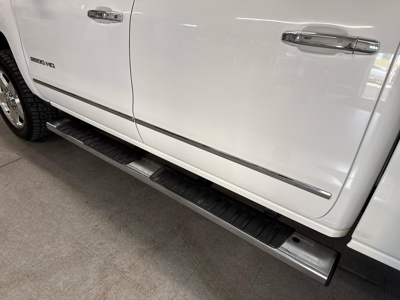 Chevrolet Silverado 2500HD LTZ Crew Cab Long Box 4WD 2015