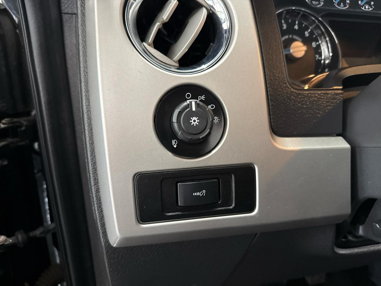 Ford F-150 Lariat SuperCrew 4WD 2013