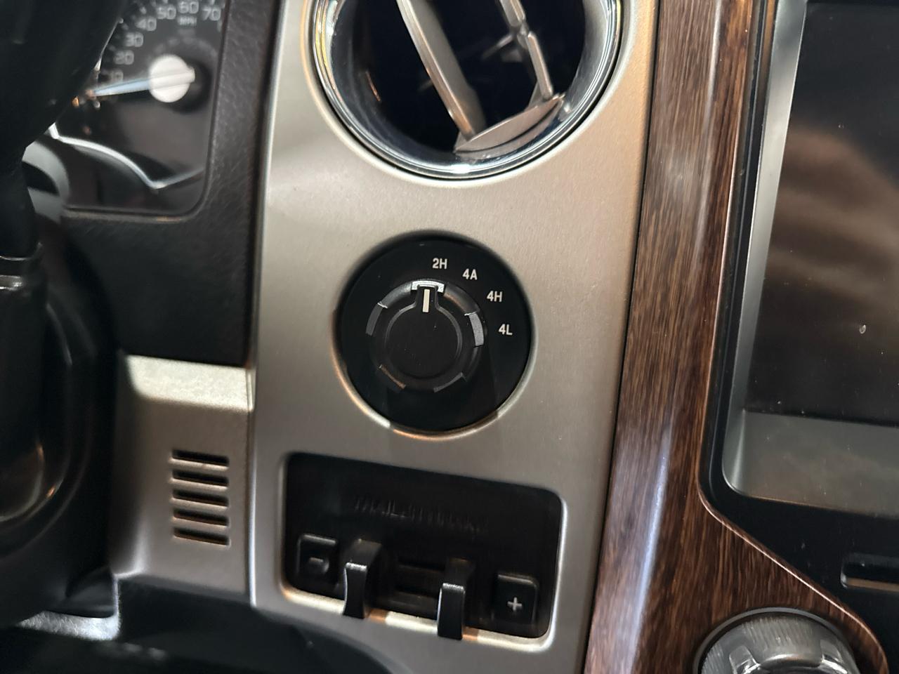 Ford F-150 Lariat SuperCrew 4WD 2013