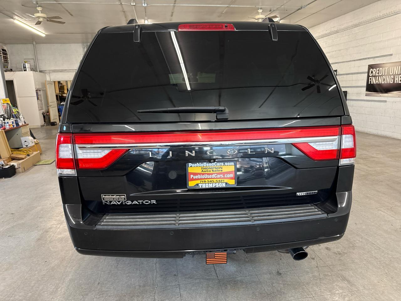 Lincoln Navigator 4WD 2015