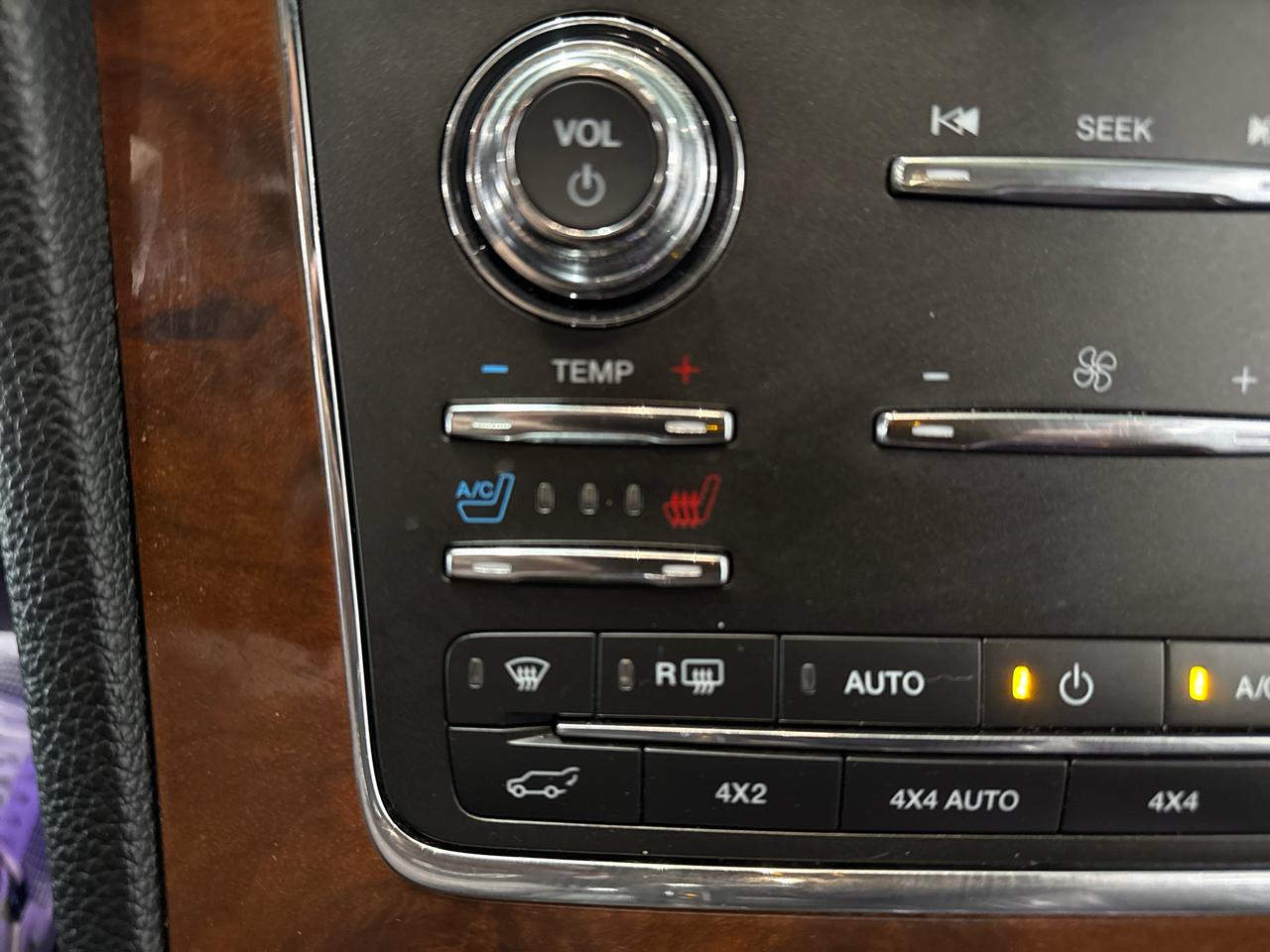 Lincoln Navigator 4WD 2015