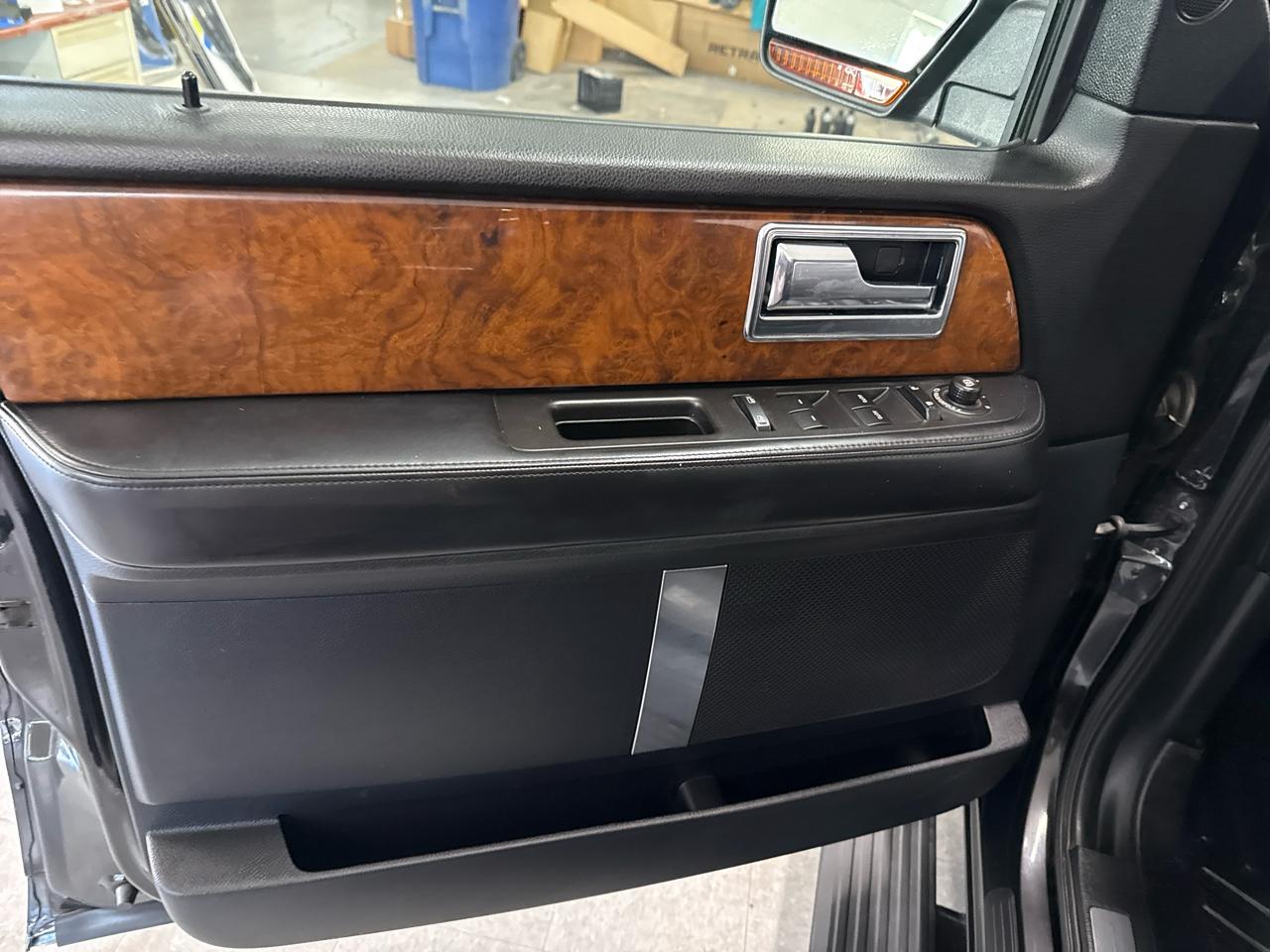 Lincoln Navigator 4WD 2015