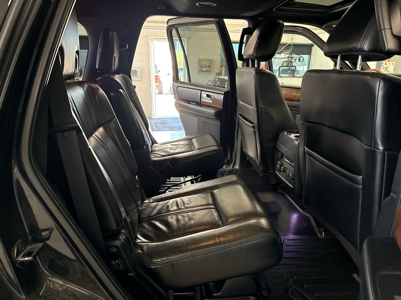 Lincoln Navigator 4WD 2015