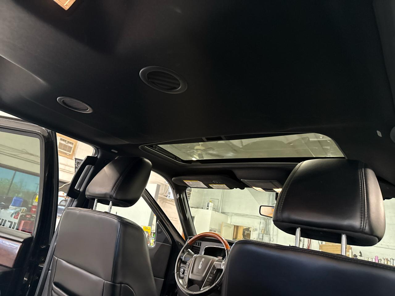 Lincoln Navigator 4WD 2015