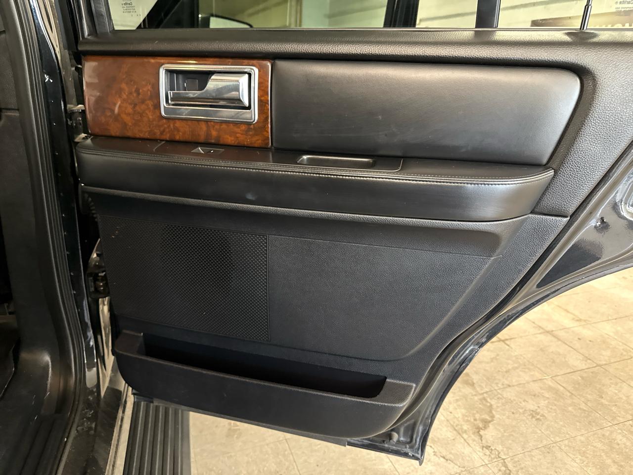 Lincoln Navigator 4WD 2015