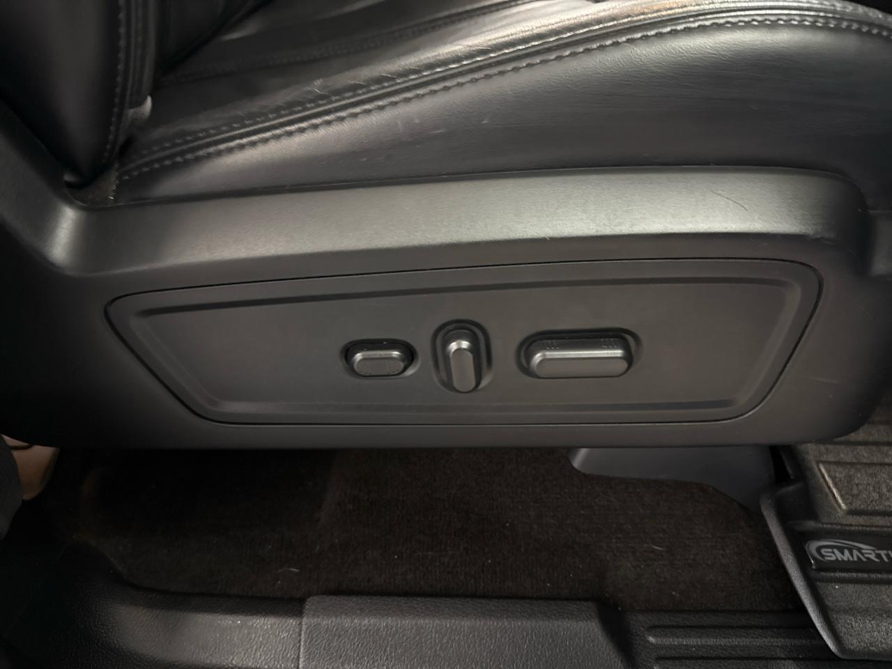 Lincoln Navigator 4WD 2015