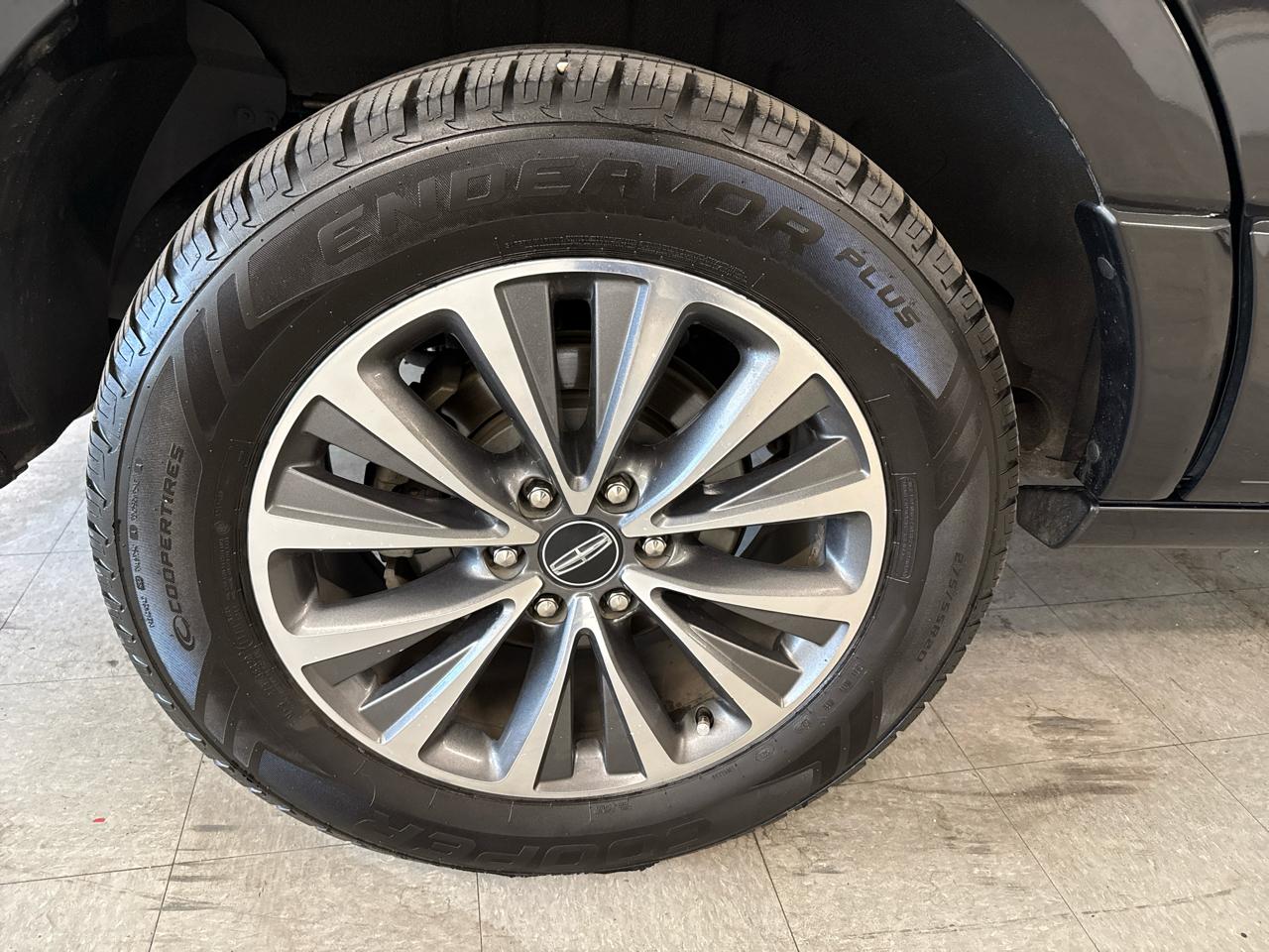 Lincoln Navigator 4WD 2015