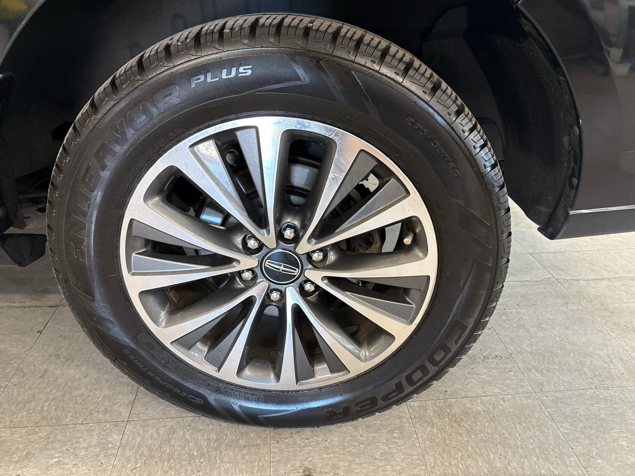 Lincoln Navigator 4WD 2015