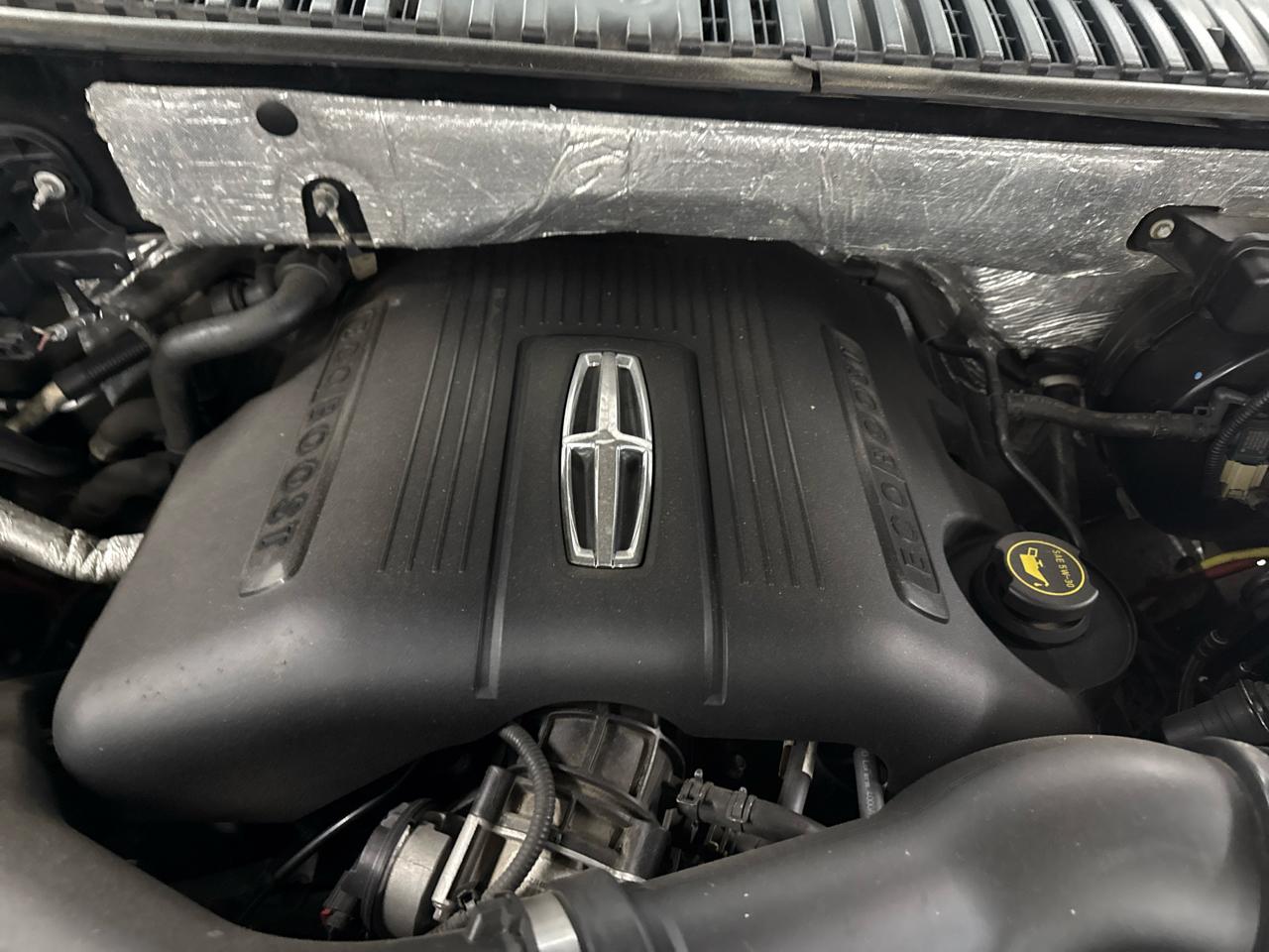 Lincoln Navigator 4WD 2015