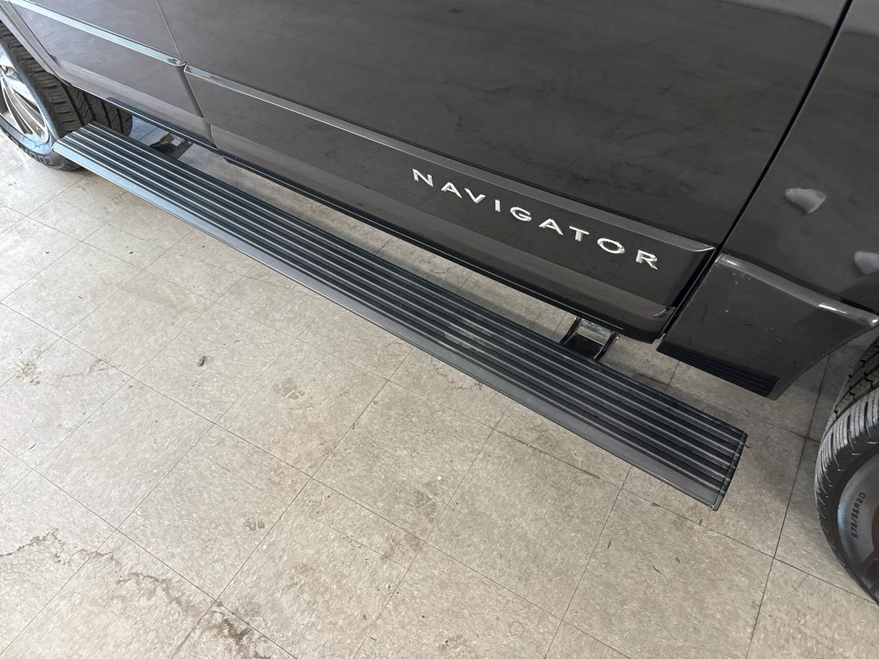 Lincoln Navigator 4WD 2015