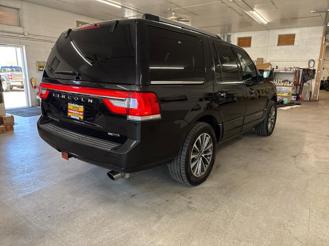 Lincoln Navigator 4WD 2015