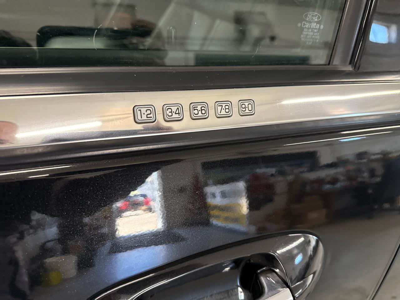 Lincoln Navigator 4WD 2015