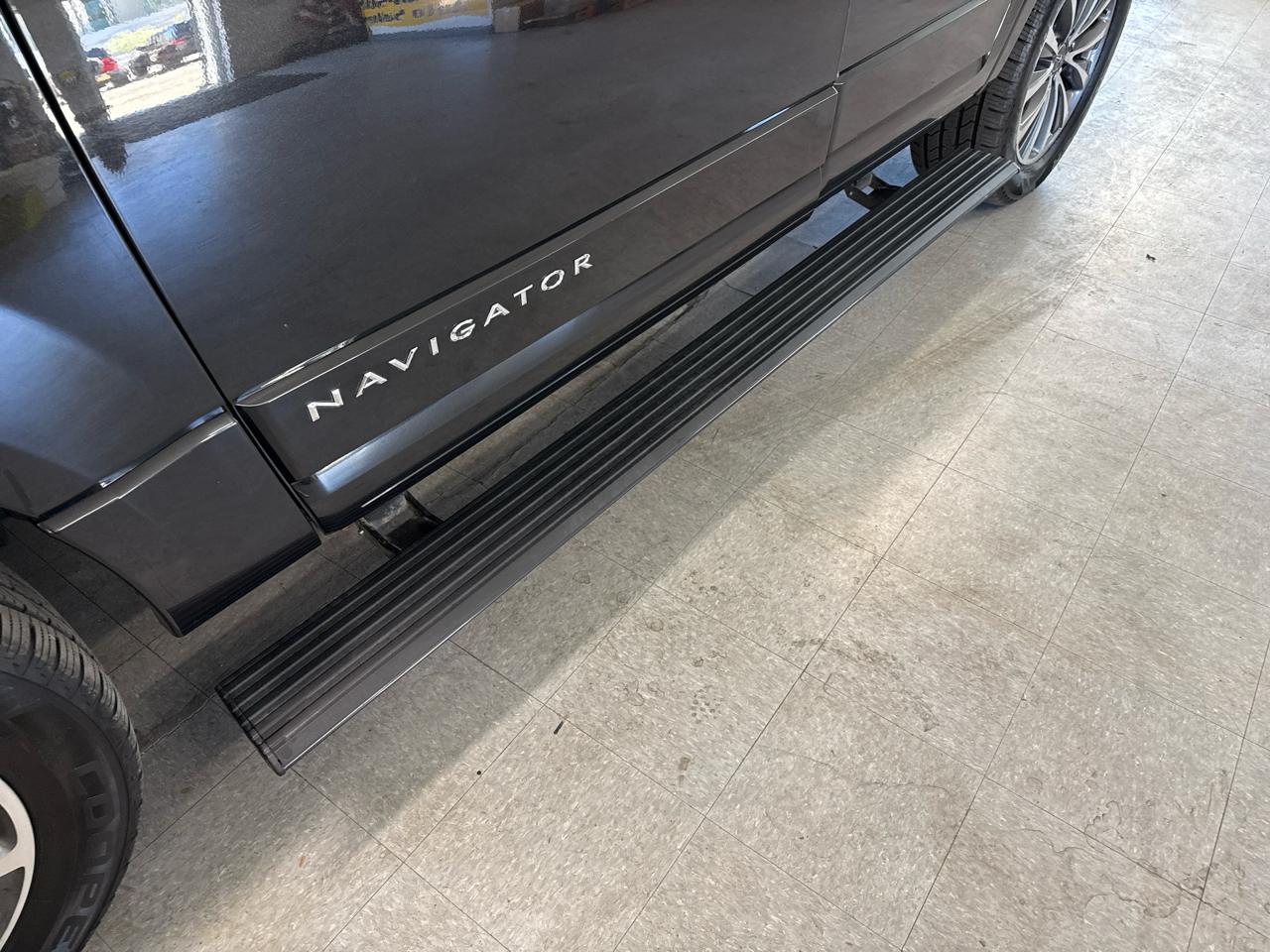 Lincoln Navigator 4WD 2015