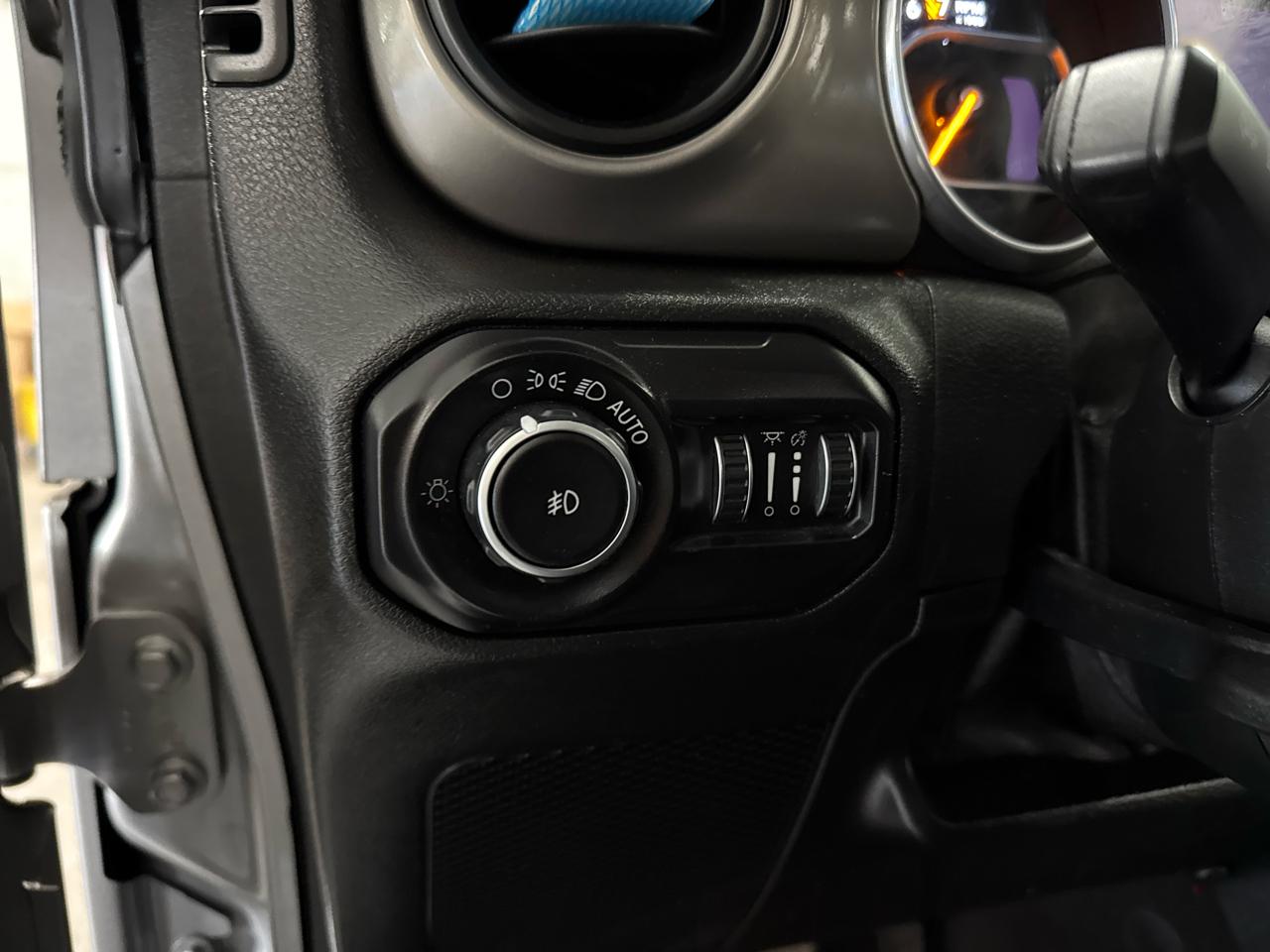 Jeep Wrangler Unlimited Sport 2018