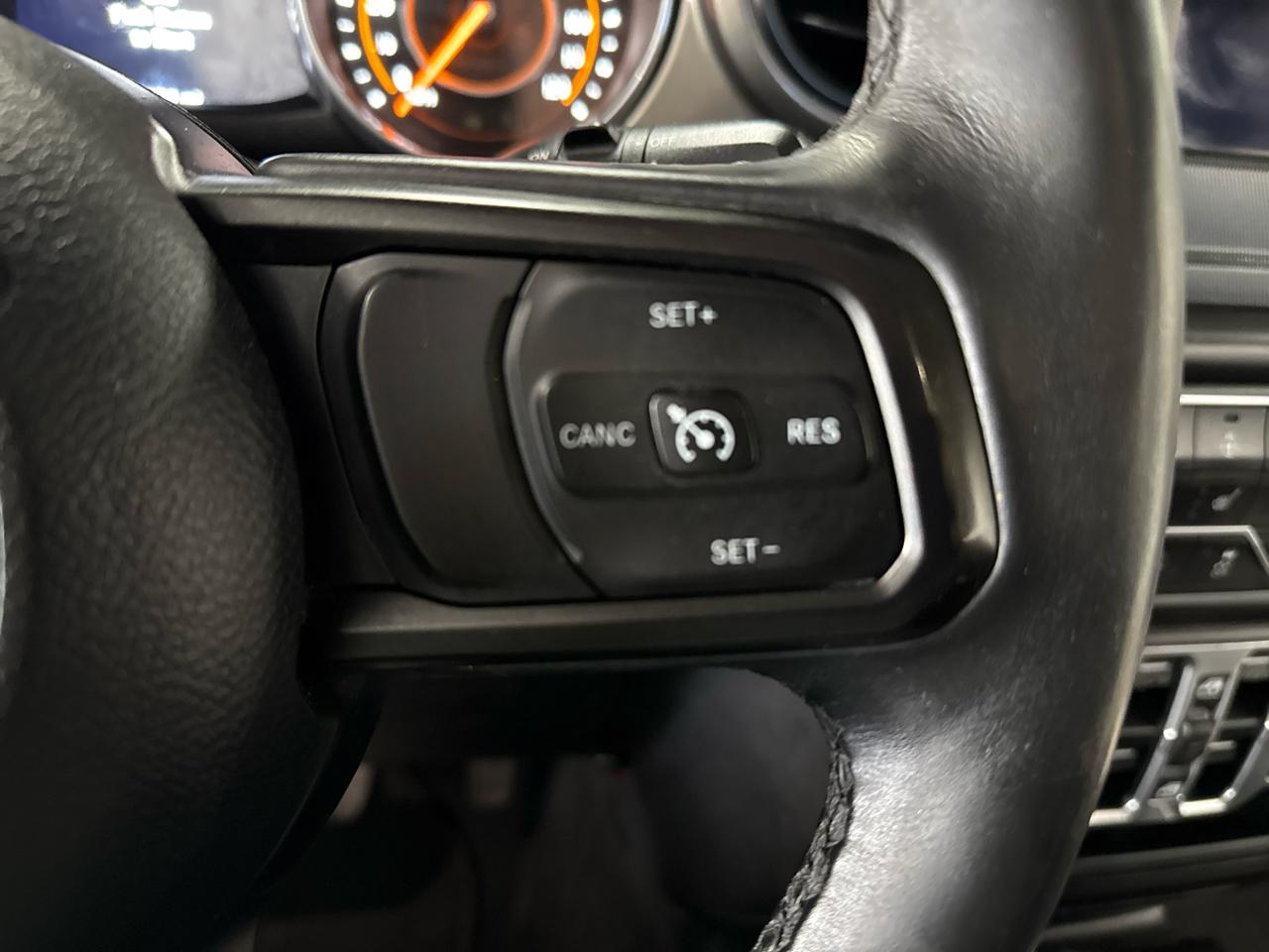 Jeep Wrangler Unlimited Sport 2018