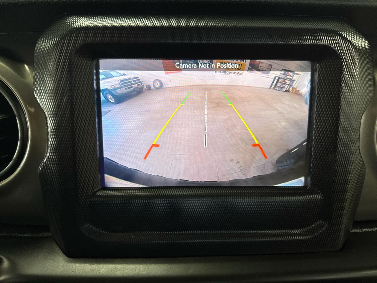 Jeep Wrangler Unlimited Sport 2018