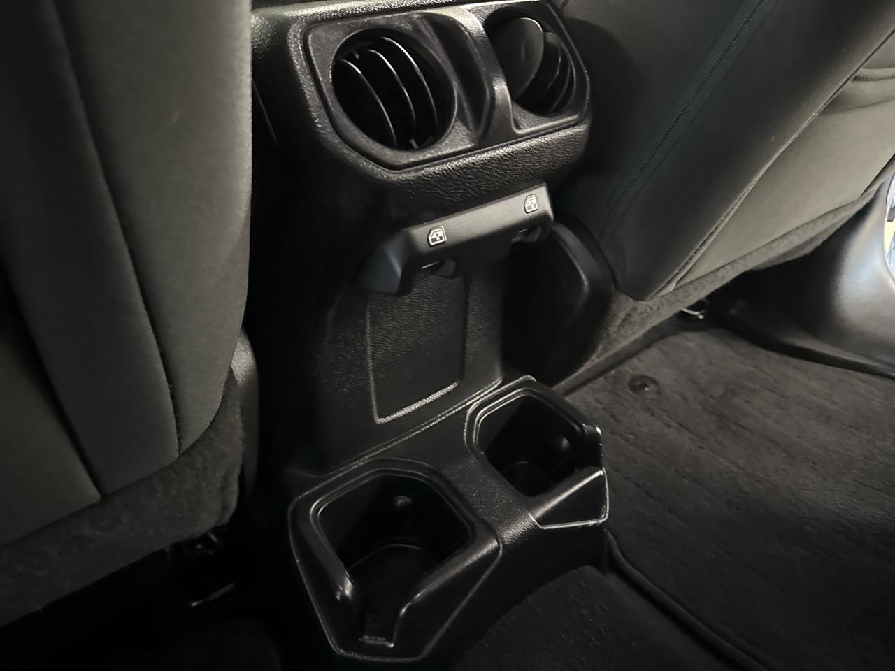 Jeep Wrangler Unlimited Sport 2018