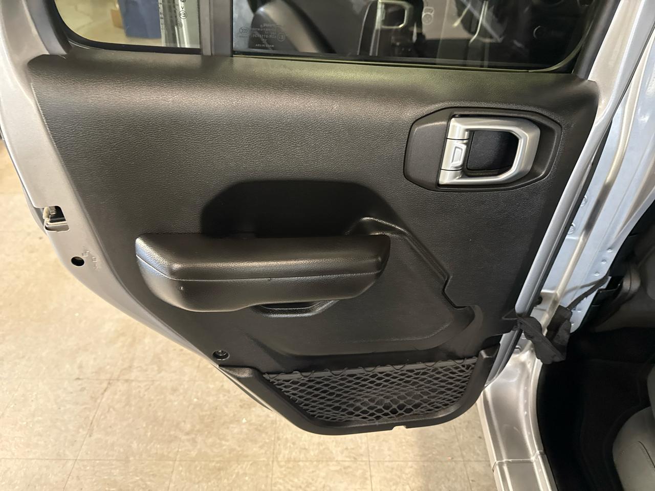 Jeep Wrangler Unlimited Sport 2018