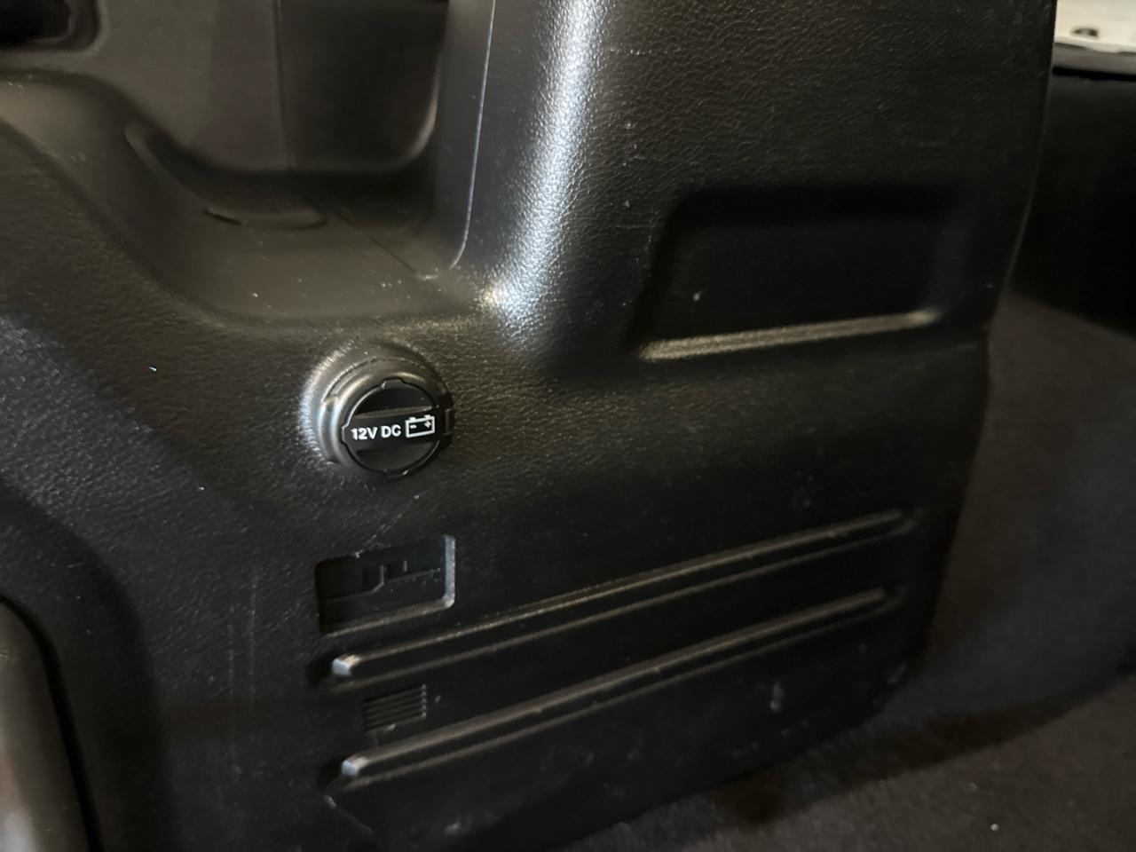 Jeep Wrangler Unlimited Sport 2018