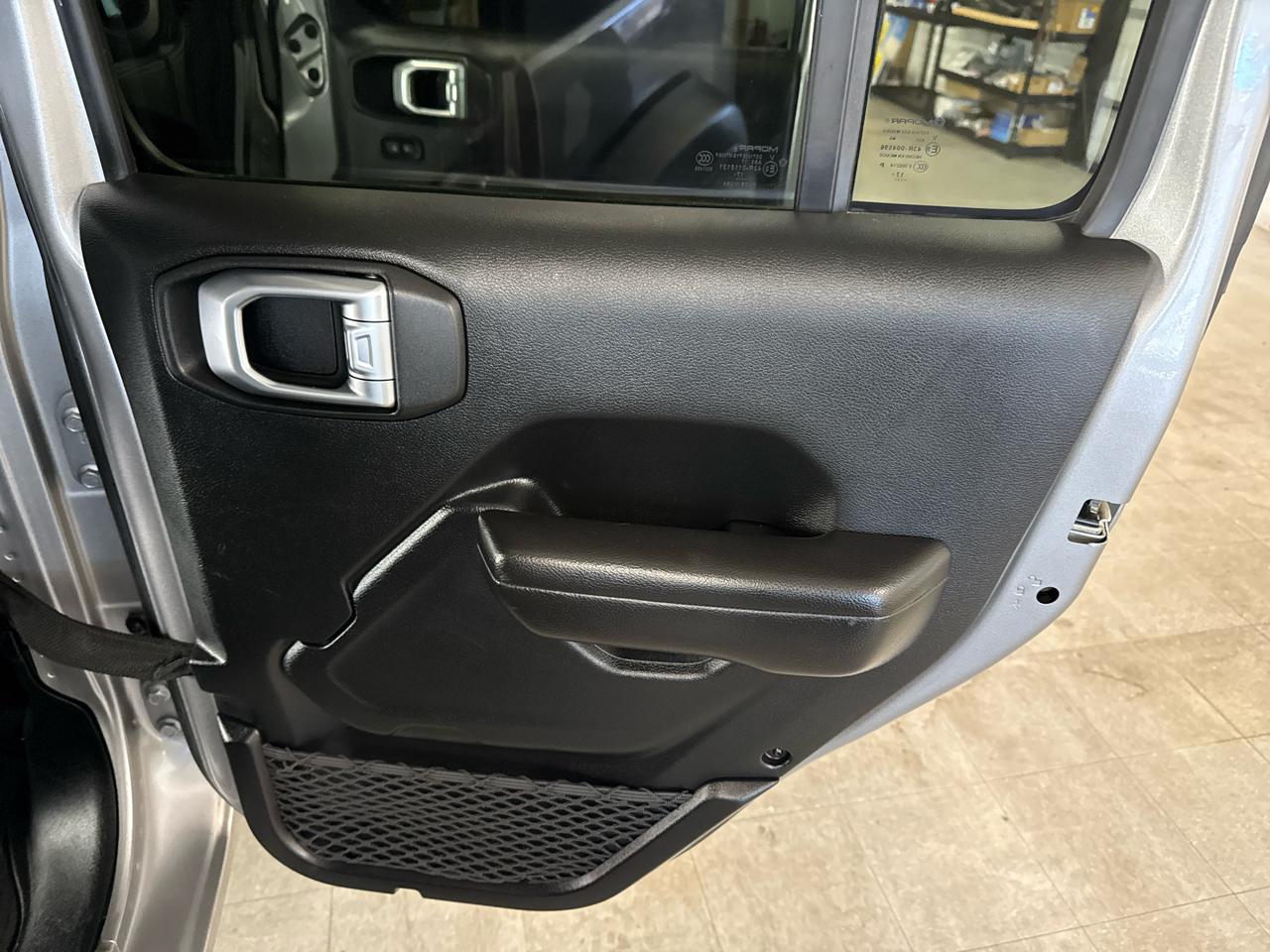 Jeep Wrangler Unlimited Sport 2018