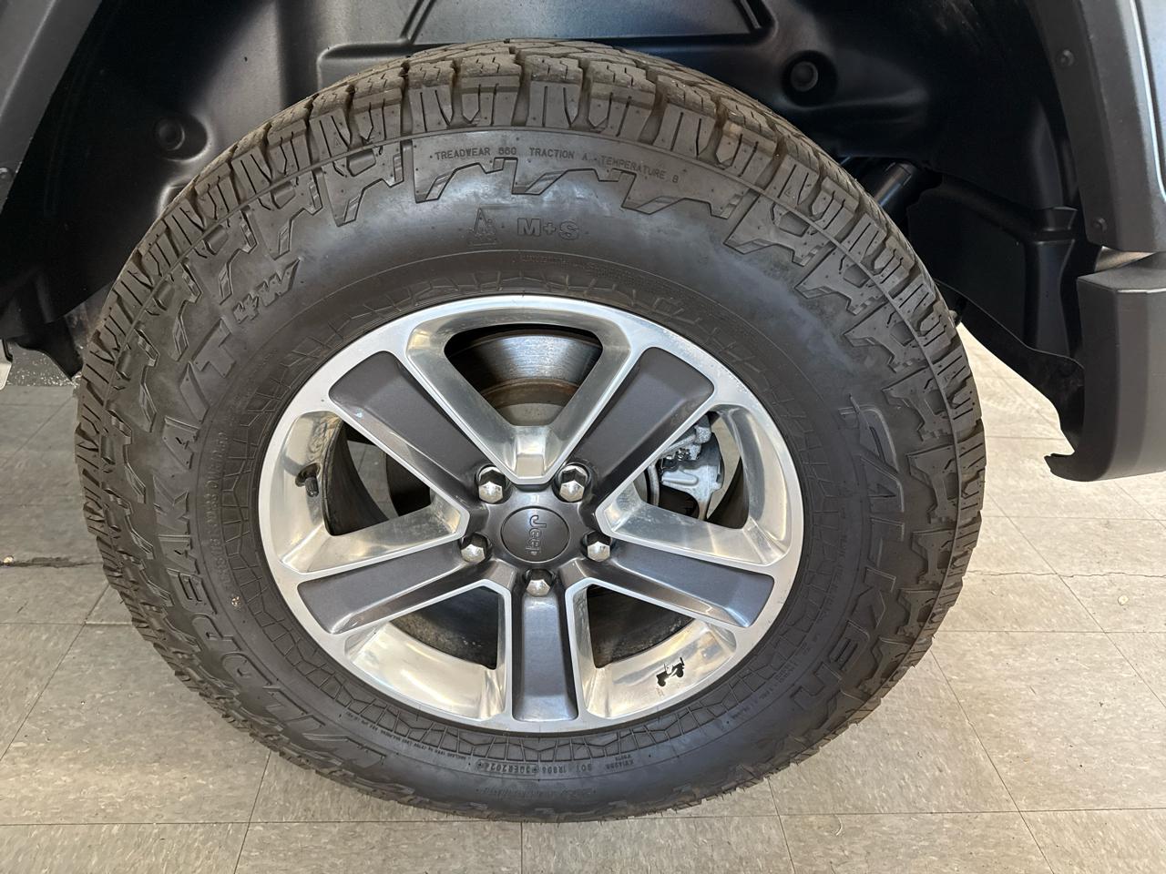 Jeep Wrangler Unlimited Sport 2018