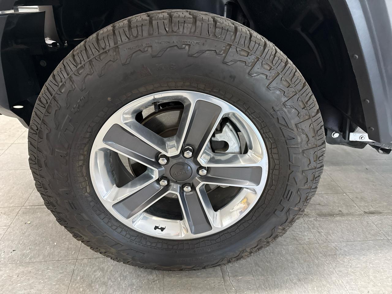 Jeep Wrangler Unlimited Sport 2018