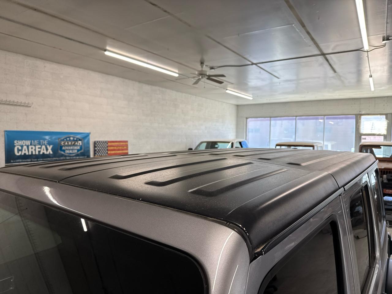 Jeep Wrangler Unlimited Sport 2018