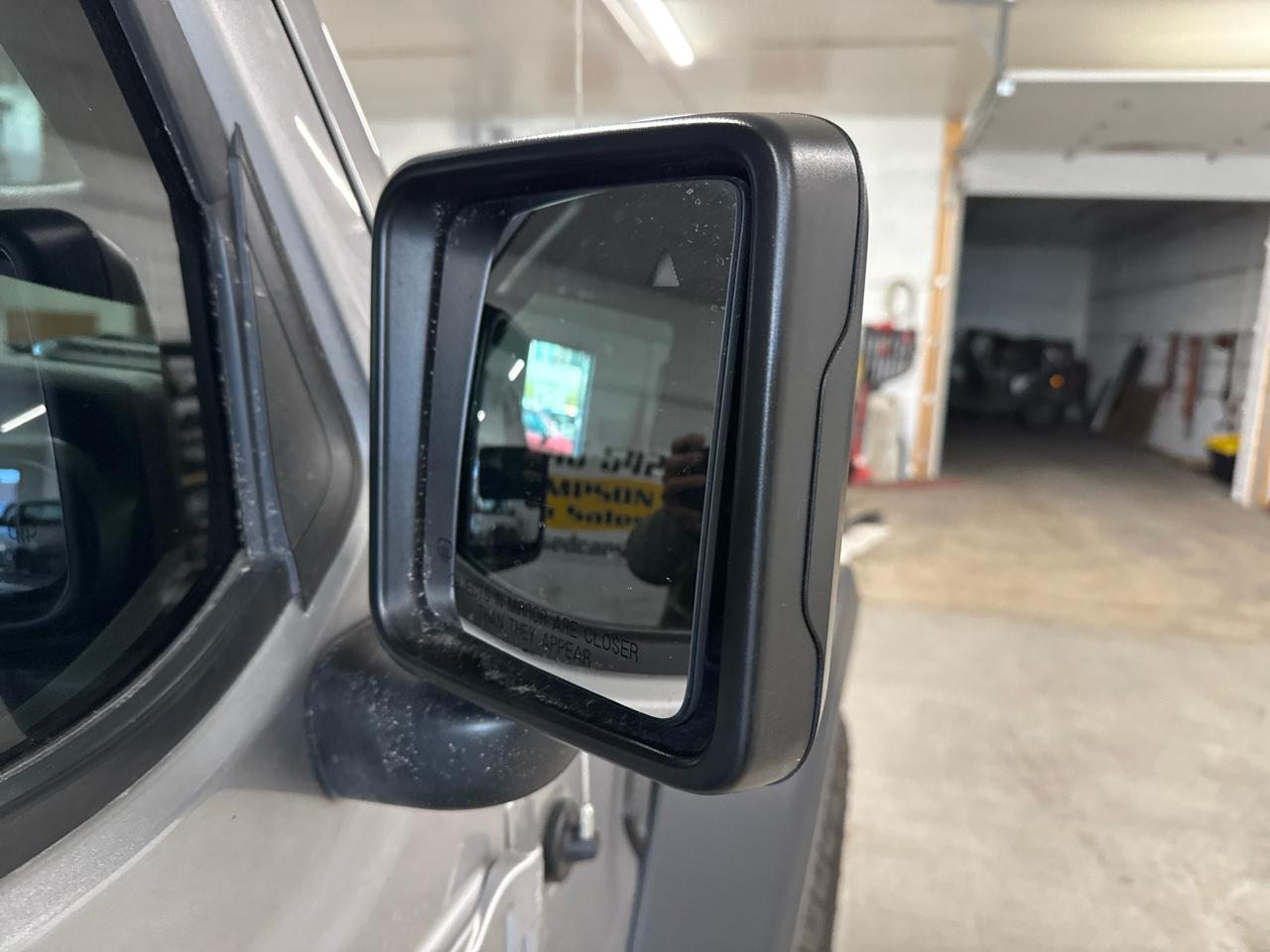 Jeep Wrangler Unlimited Sport 2018