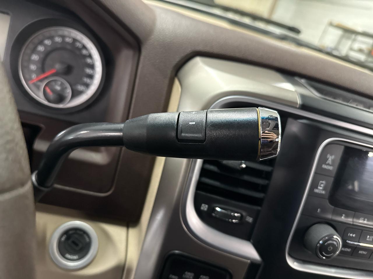 RAM 1500 SLT Crew Cab 4WD 2013