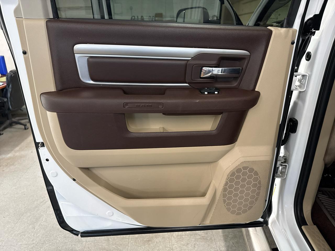 RAM 1500 SLT Crew Cab 4WD 2013