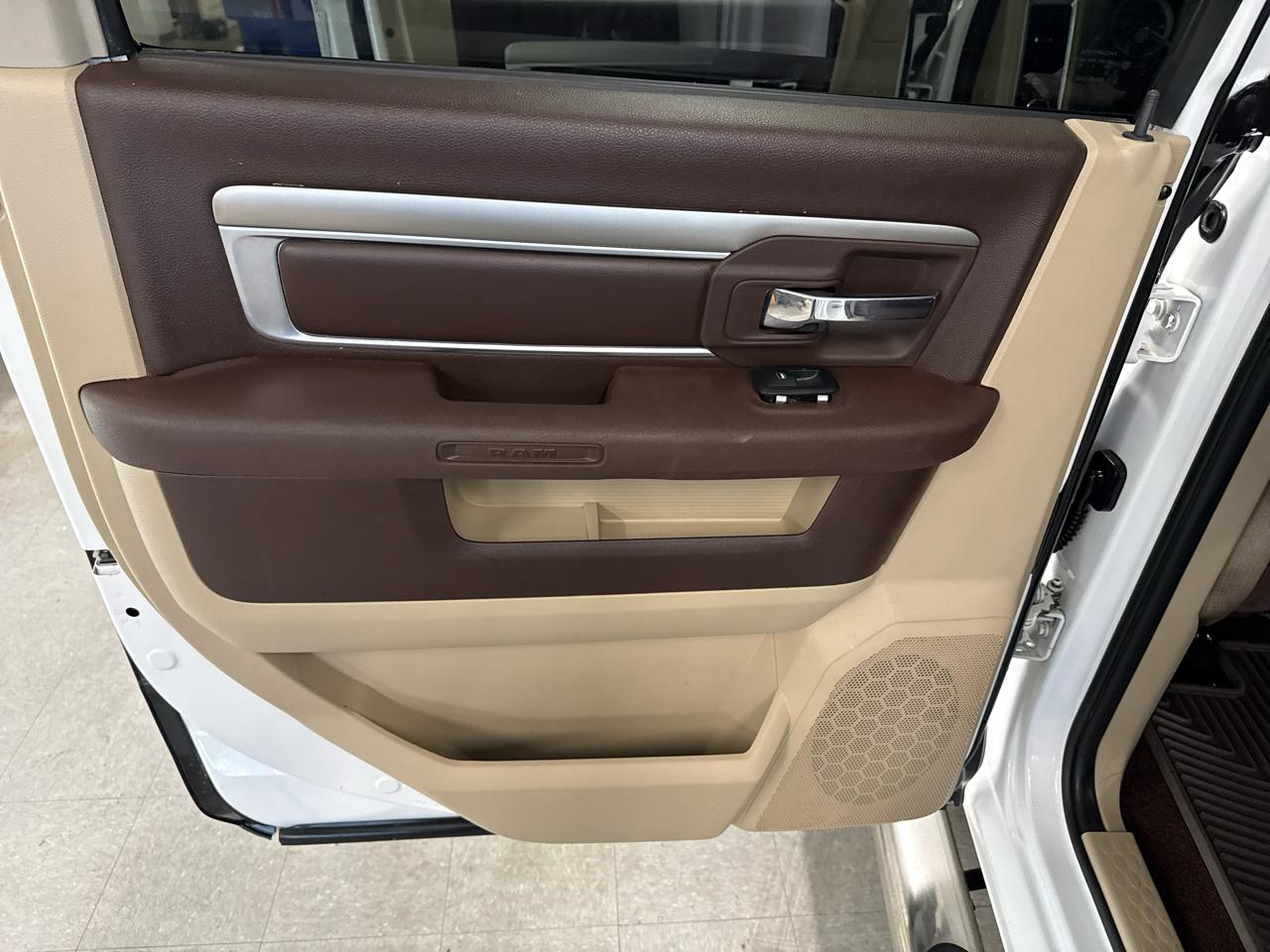 RAM 1500 SLT Crew Cab 4WD 2013