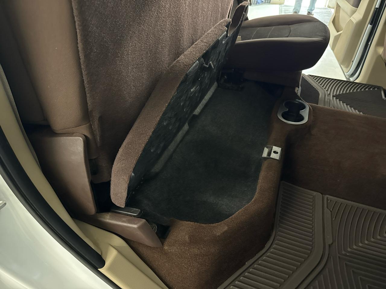 RAM 1500 SLT Crew Cab 4WD 2013