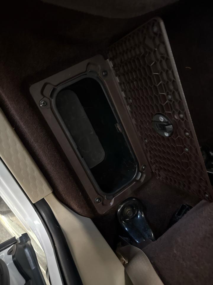 RAM 1500 SLT Crew Cab 4WD 2013