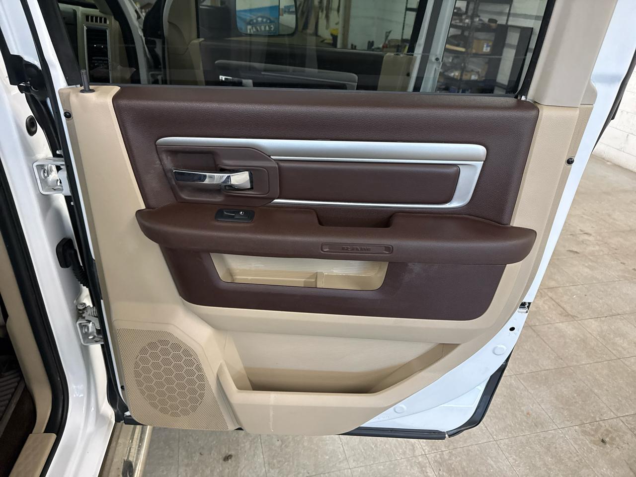 RAM 1500 SLT Crew Cab 4WD 2013