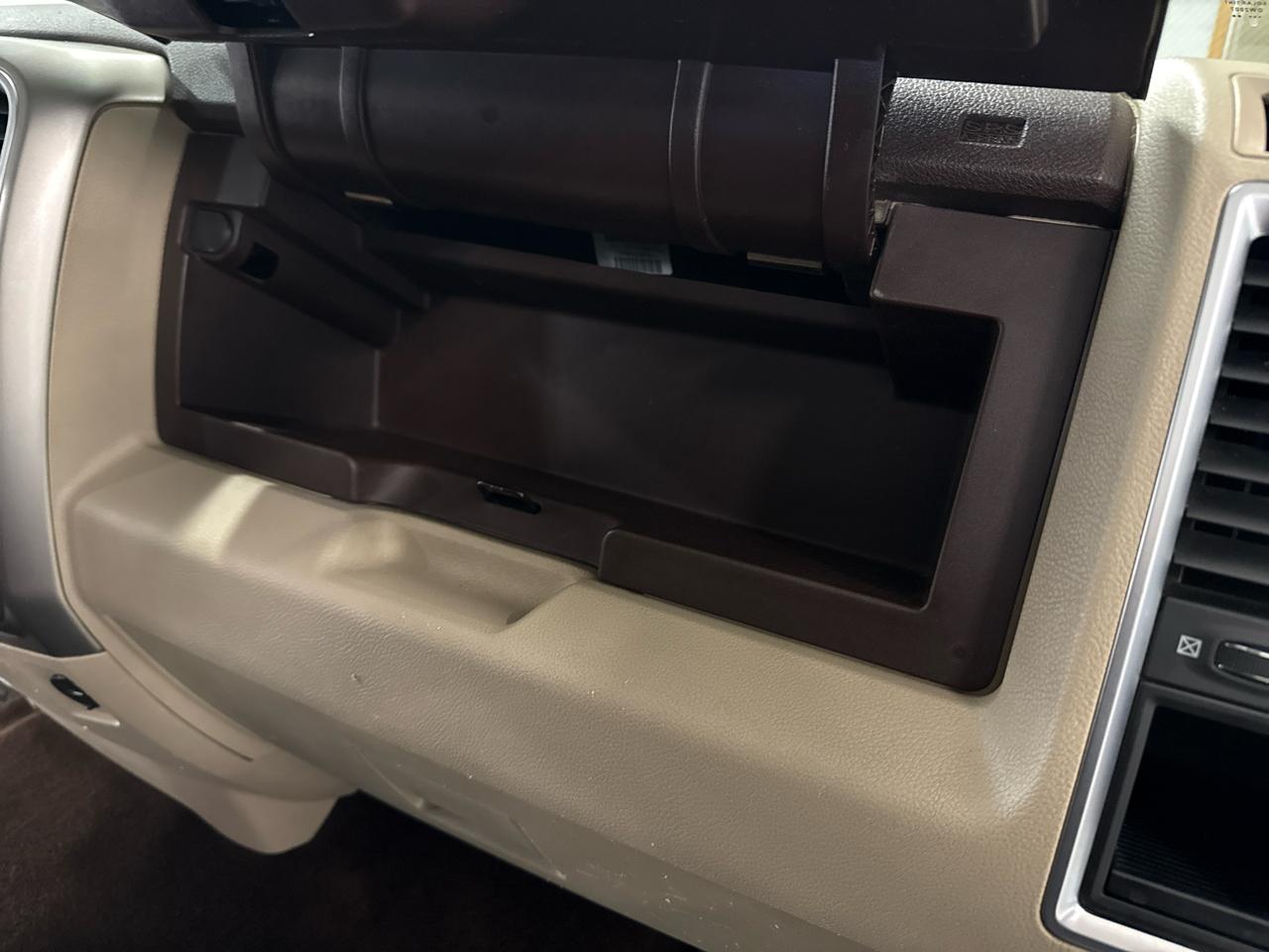 RAM 1500 SLT Crew Cab 4WD 2013