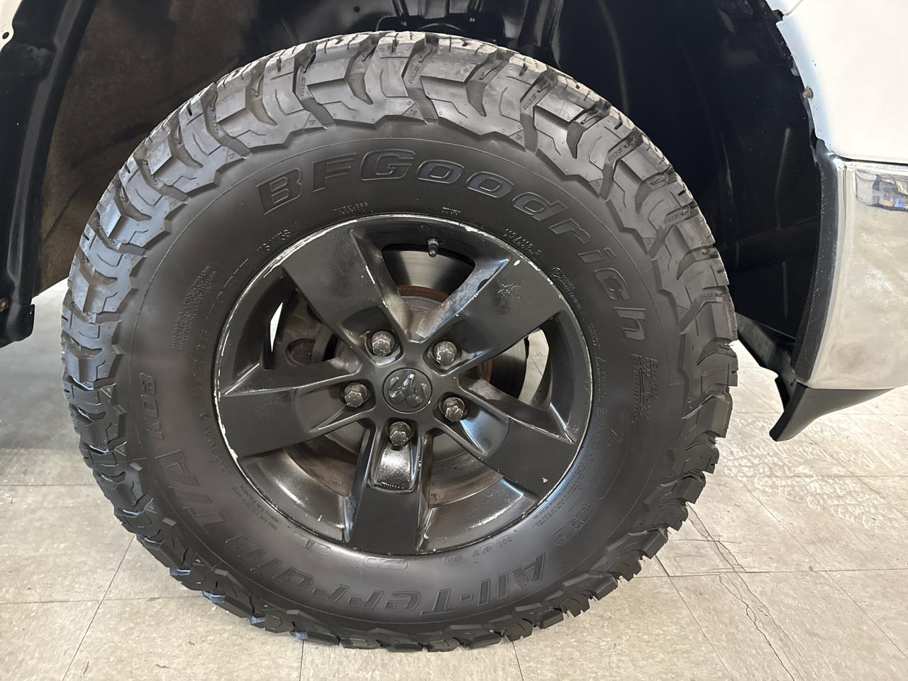 RAM 1500 SLT Crew Cab 4WD 2013