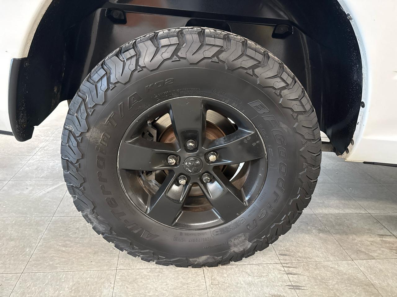 RAM 1500 SLT Crew Cab 4WD 2013