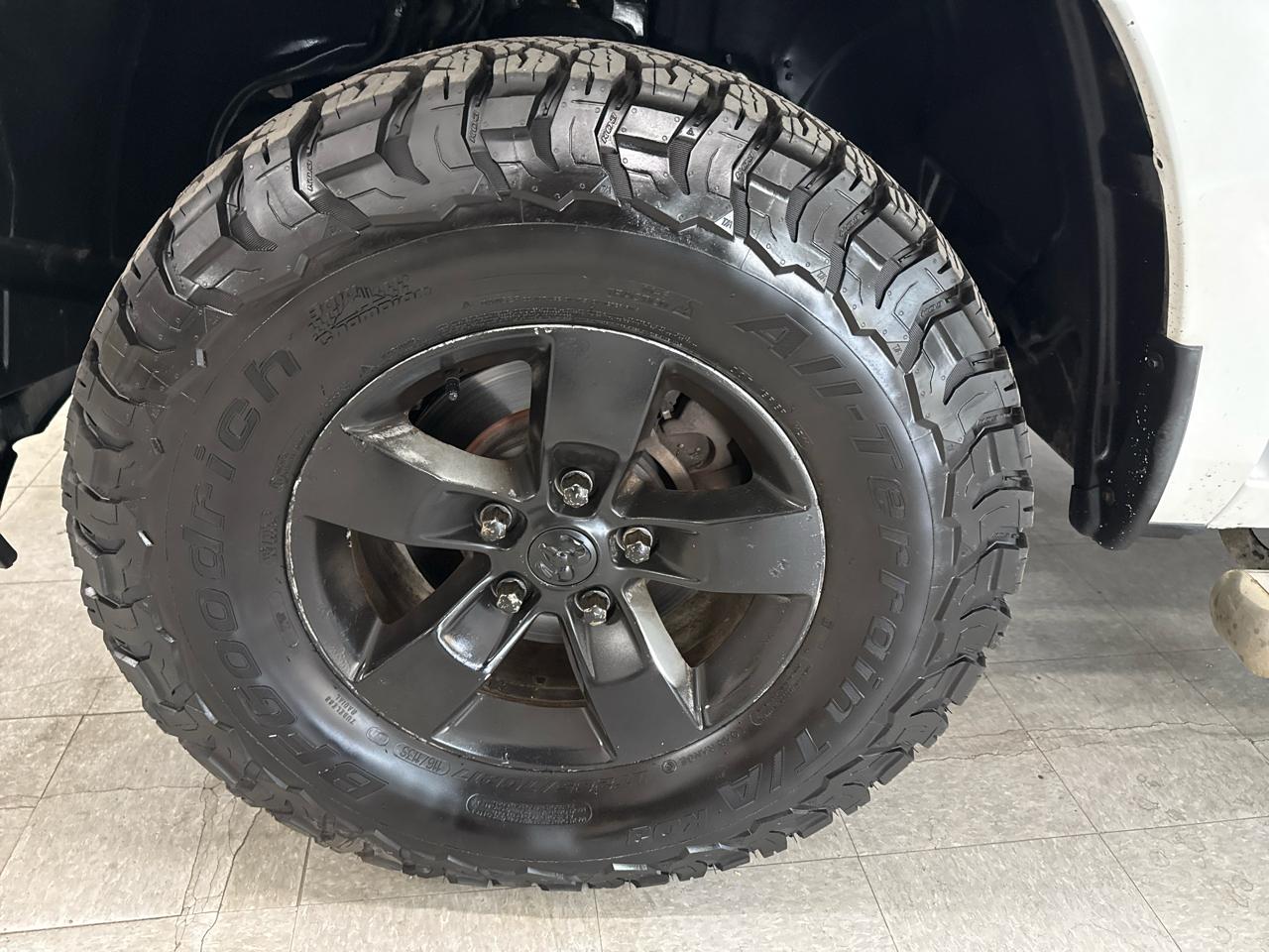 RAM 1500 SLT Crew Cab 4WD 2013