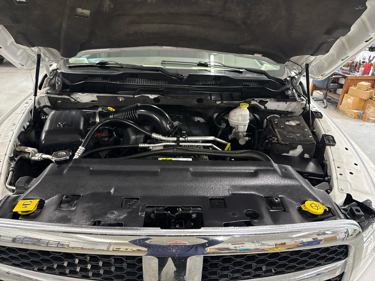 RAM 1500 SLT Crew Cab 4WD 2013