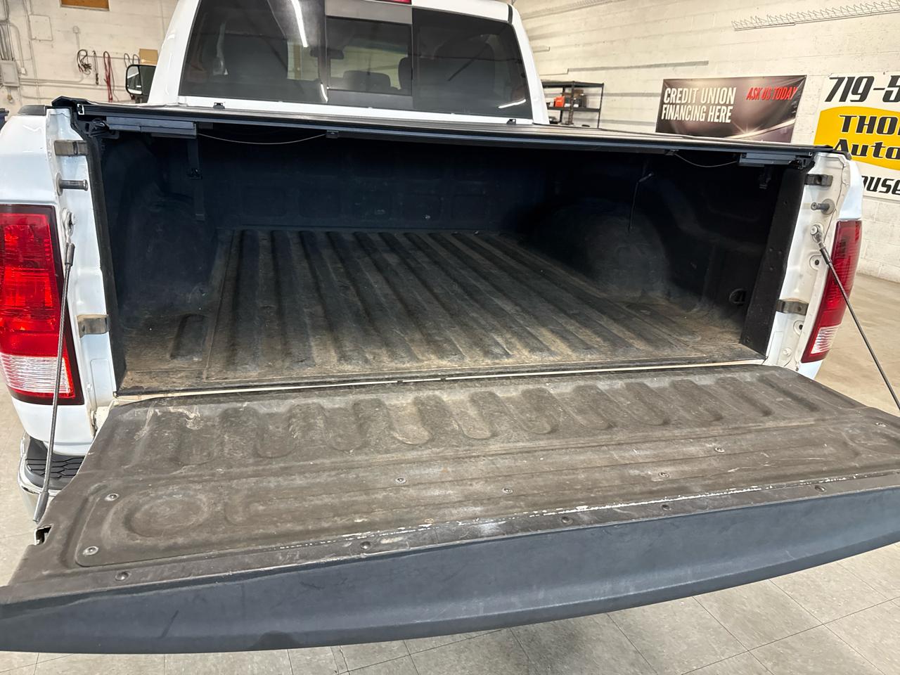 RAM 1500 SLT Crew Cab 4WD 2013