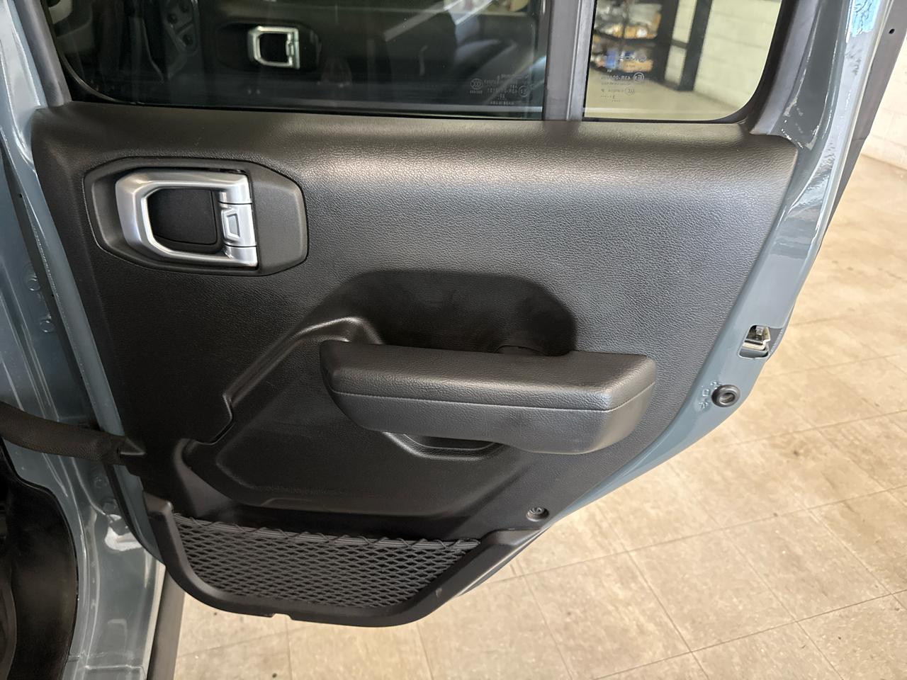 Jeep Wrangler 4xe Willys 4x4 2024