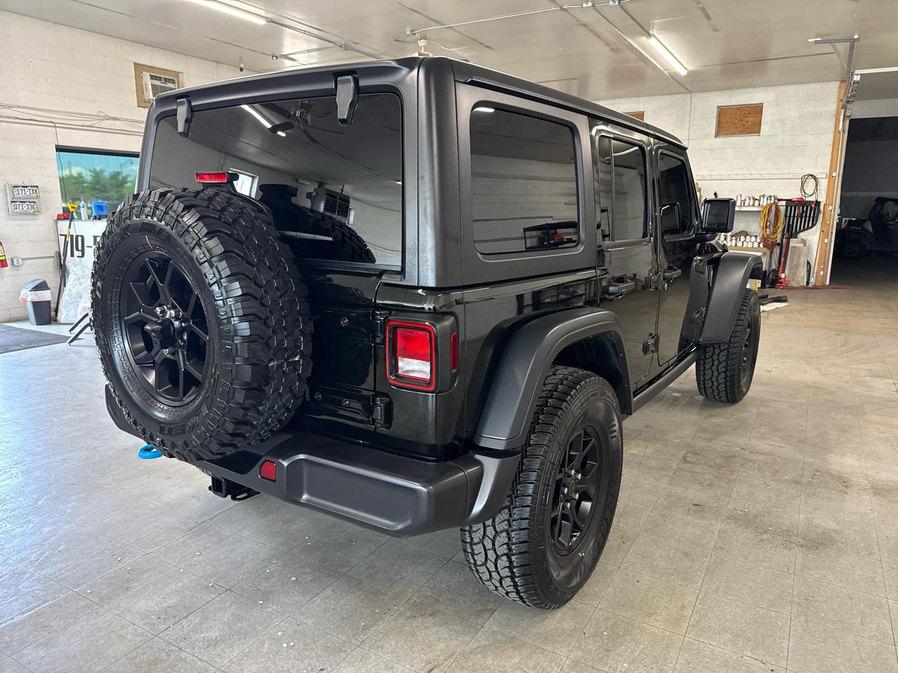 Jeep Wrangler 4xe Willys 4x4 2024