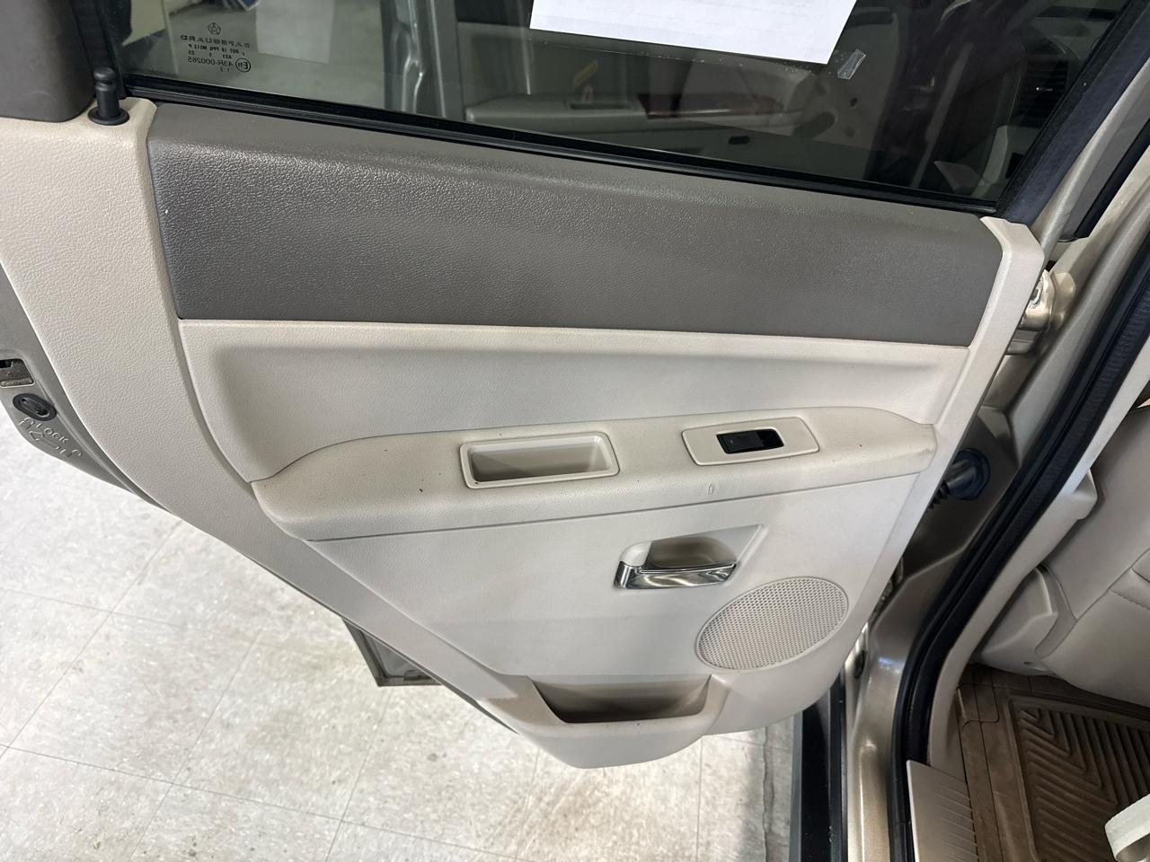 Jeep Grand Cherokee Limited 4WD 2005