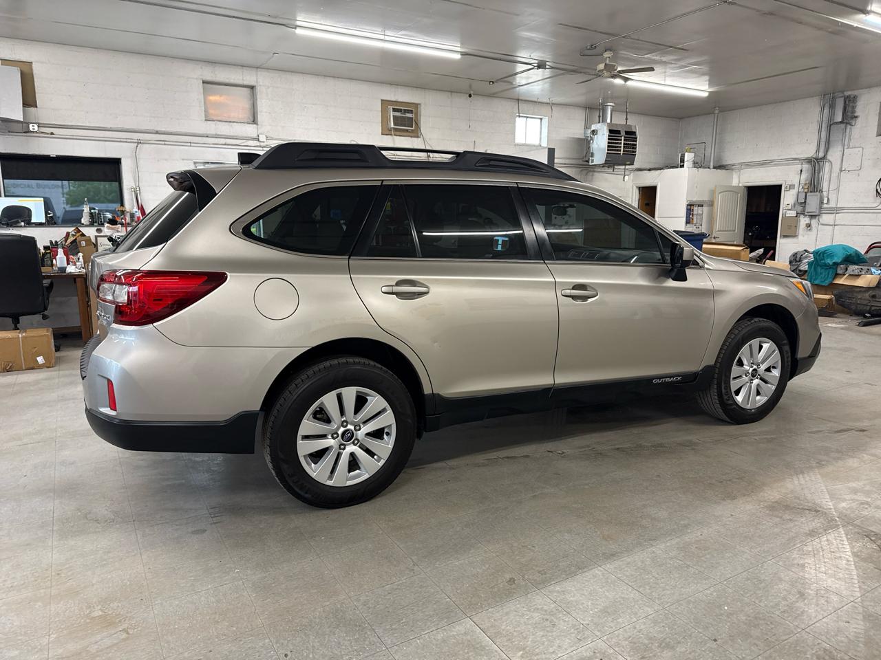Subaru Outback 2.5i Premium 2017