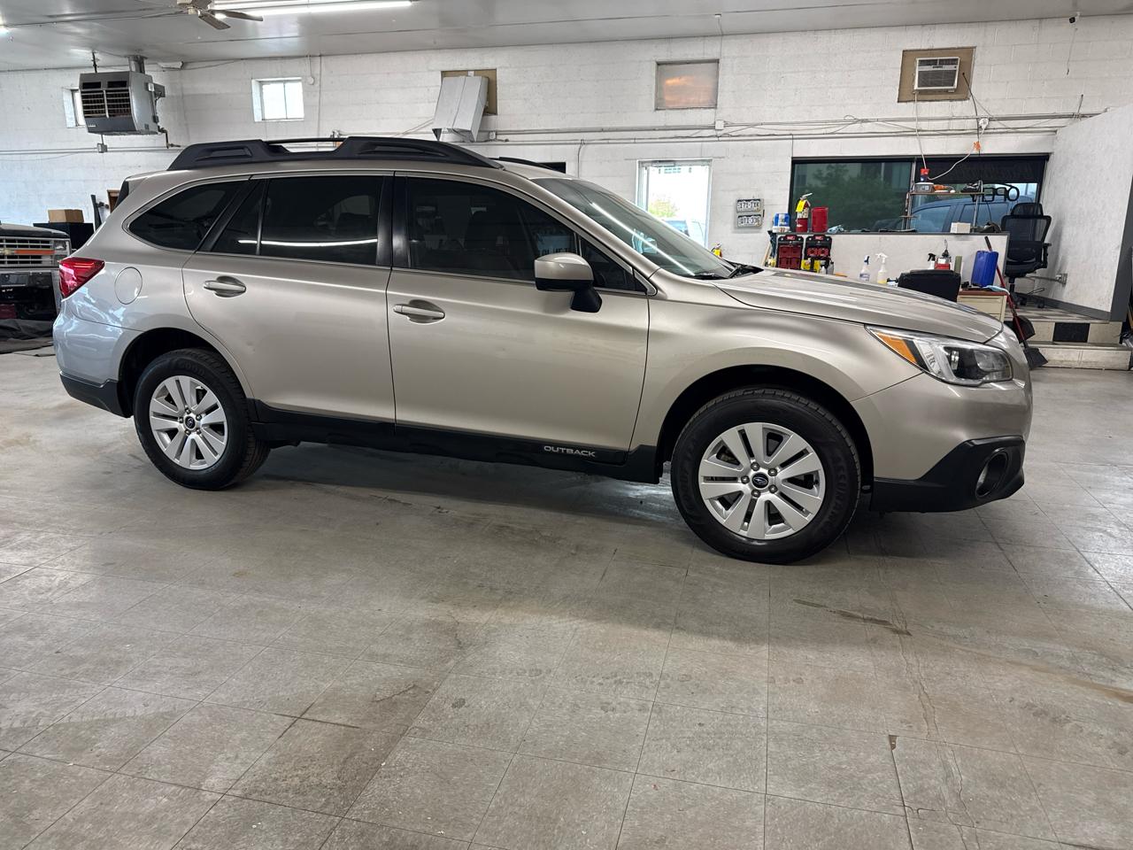 Subaru Outback 2.5i Premium 2017