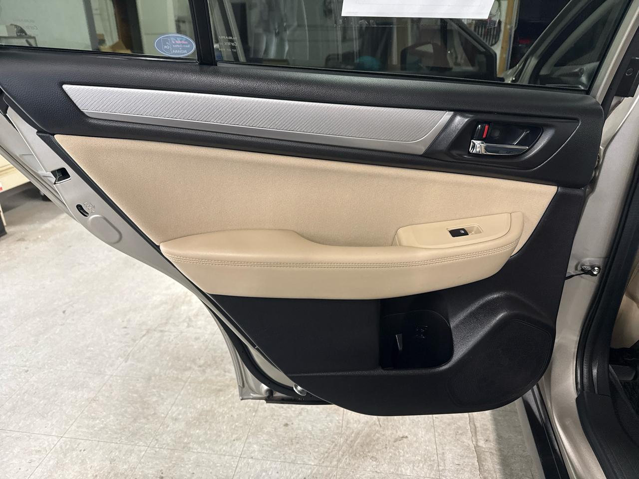 Subaru Outback 2.5i Premium 2017